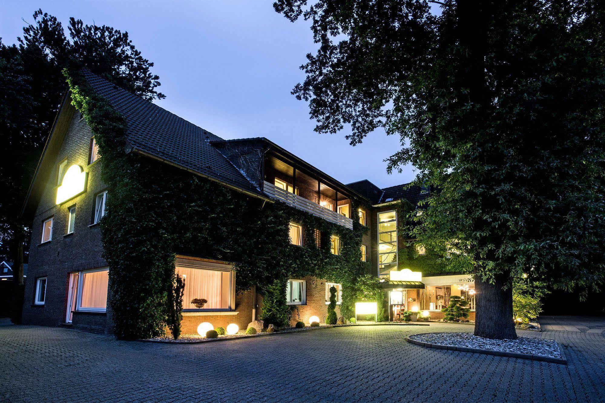 Parkhotel Meppen An Der Freilichtbuehne Bagian luar foto